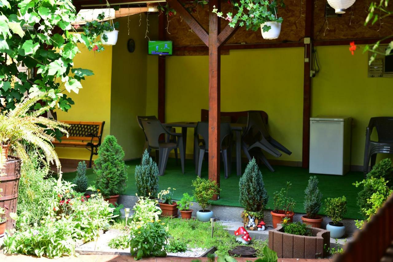 Vila Arjana Orşova المظهر الخارجي الصورة